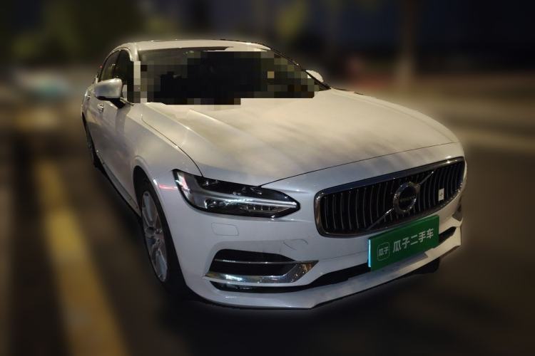 Used Volvo S90 2020 T5 Zhiyuan Luxury Edition Front Right 45 Deg