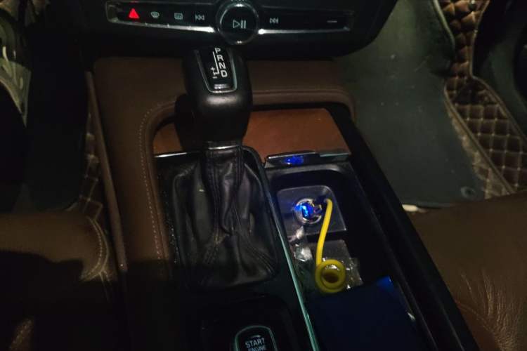 Used Volvo S90 2020 T5 Zhiyi Luxury Edition Gear Lever