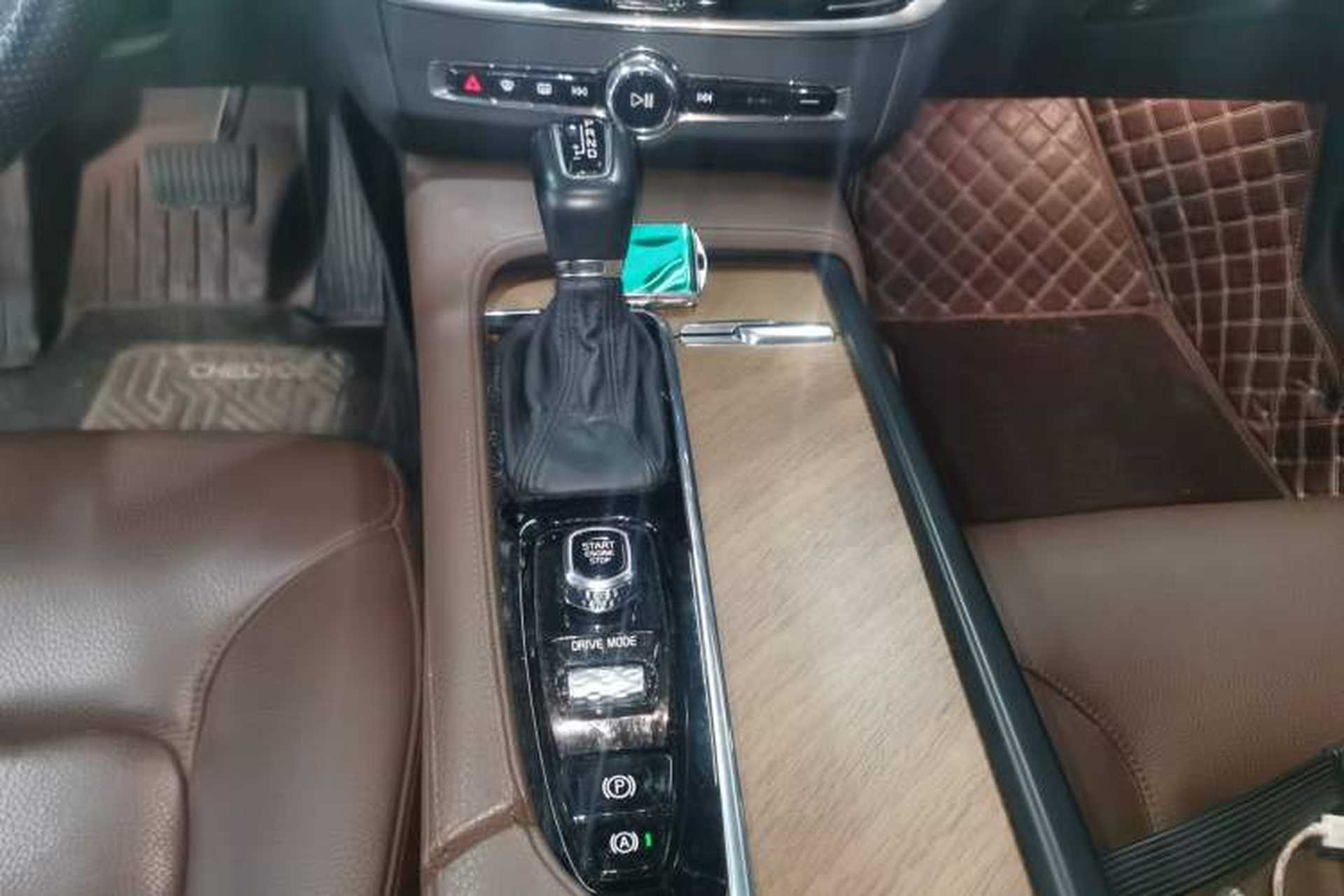 Used Volvo S90 2020 Facelifted T5 Zhiyi Luxury Edition Gear Lever
