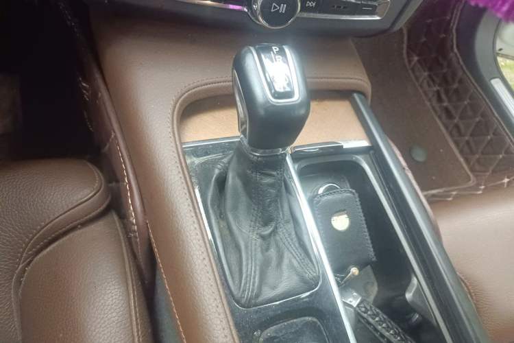 Used Volvo S90 2020 T5 Zhiyuan Luxury Edition Gear Lever