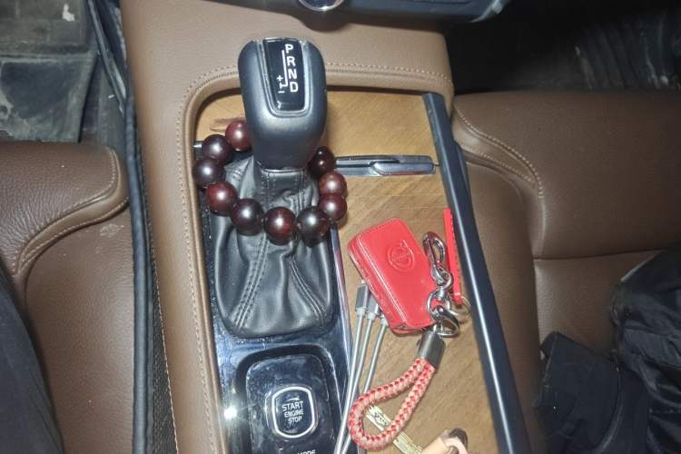 Used Volvo S90 2020 T5 Zhiyuan Luxury Edition Gear Lever