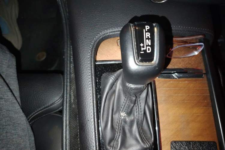 Used Volvo S90 2020 T5 Zhiyuan Luxury Edition Gear Lever