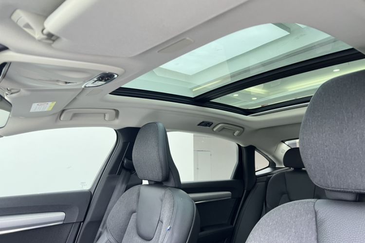 Used Volvo S90 2020 T4 SmartDrive Luxury Edition Headliner