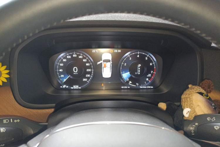 Used Volvo S90 2020 T5 Zhiyi Luxury Edition Instrument Cluster