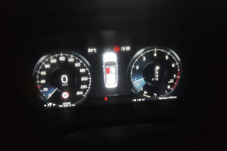 Used Volvo S90 2020 T5 Zhiyuan Luxury Edition Instrument Cluster