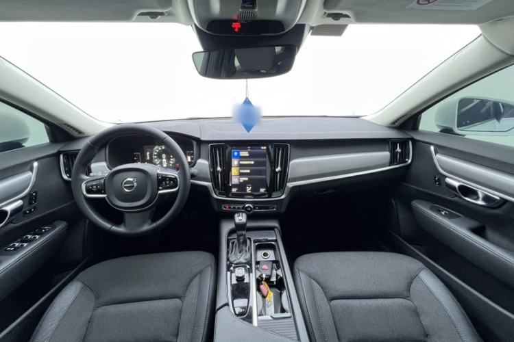 Used Volvo S90 2020 T4 SmartDrive Luxury Edition Interior 2