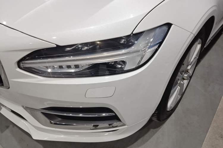 Used Volvo S90 2020 Facelift T5 Smart & Luxurious Edition Left Front Headlight