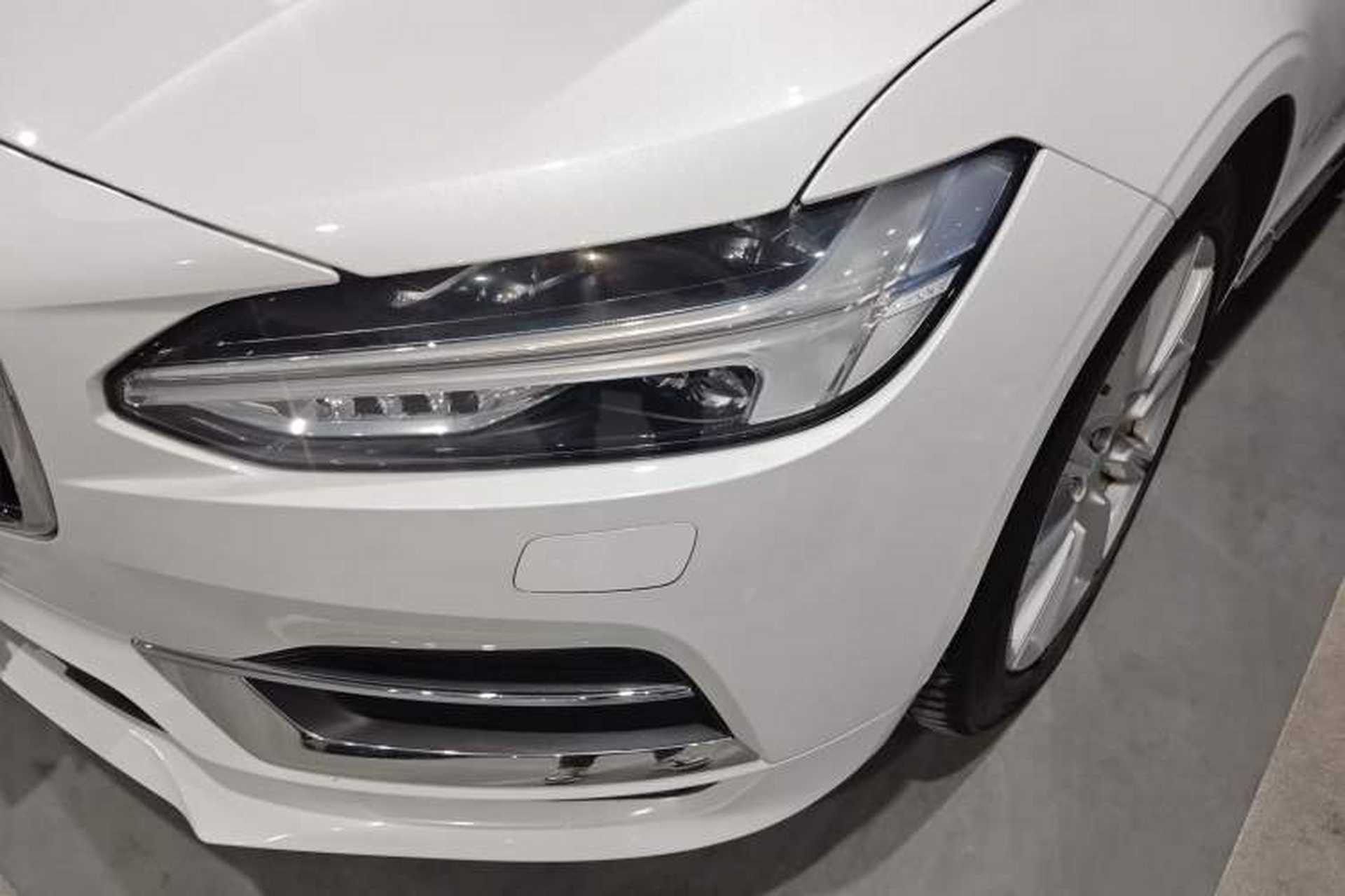 Used Volvo S90 2020 Facelift T5 Smart & Luxurious Edition Left Front Headlight