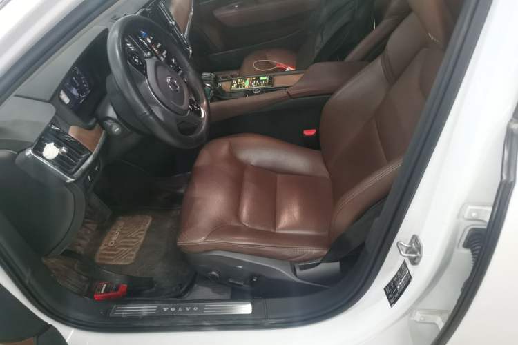 Used Volvo S90 2020 Facelifted T5 Zhiyi Luxury Edition Left Front Seat