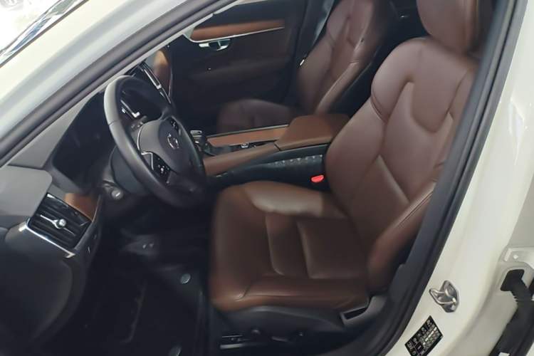 Used Volvo S90 2020 T5 Zhiyi Luxury Edition Left Front Seat