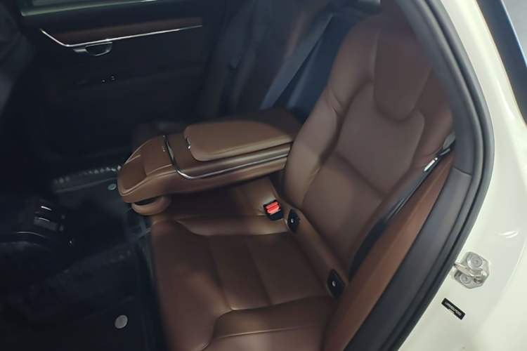 Used Volvo S90 2020 T5 Zhiyi Luxury Edition Left Rear Seat