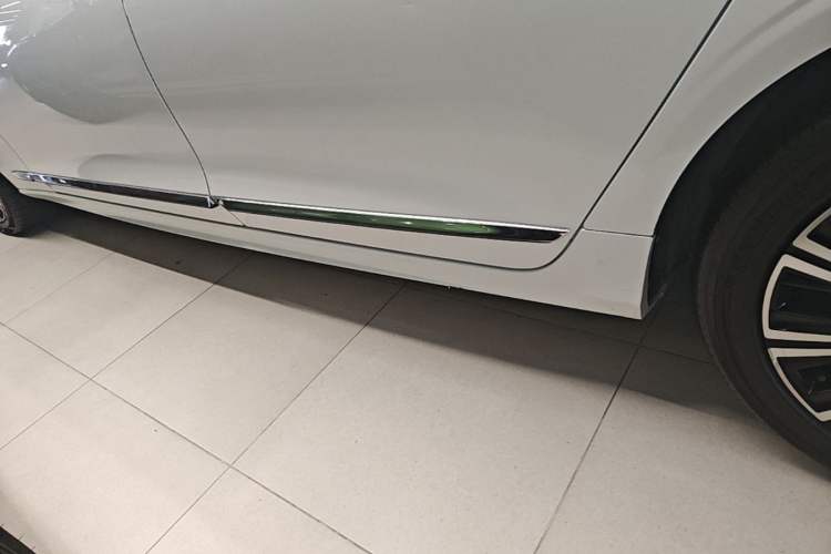 Used Volvo S90 2020 Facelifted T5 Zhiyi Luxury Edition Left Side Sill