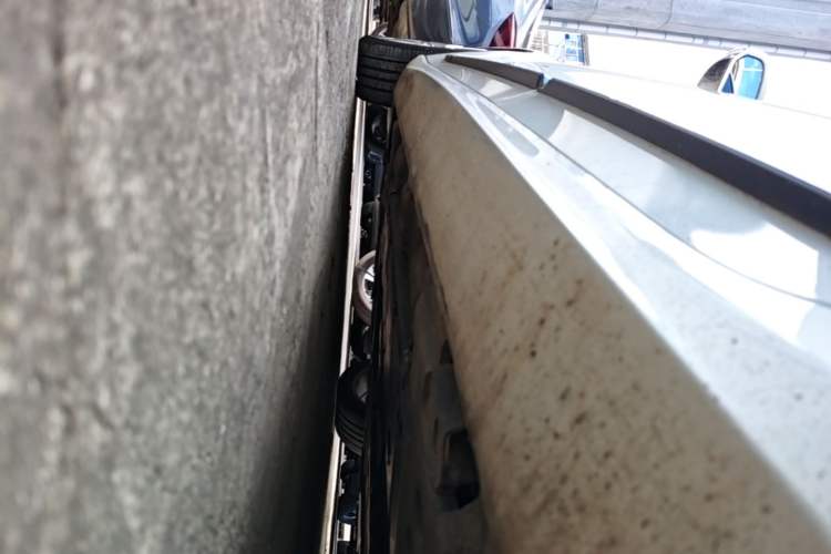 Used Volvo S90 2020 T5 Zhiyi Luxury Edition Left Side Sill
