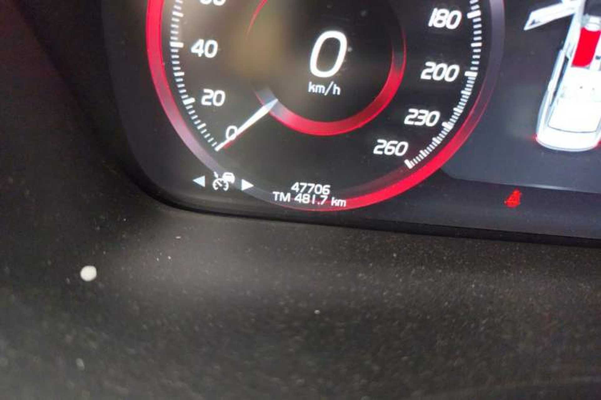 Used Volvo S90 2020 Facelifted T5 Zhiyi Luxury Edition Odometer Close Up
