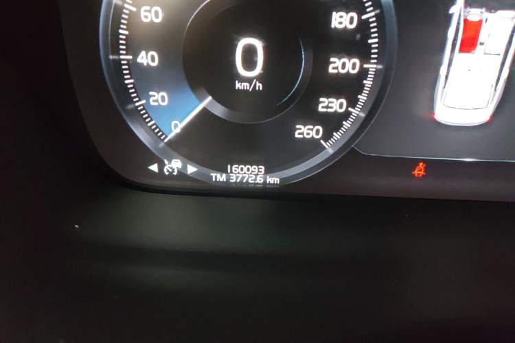 Used Volvo S90 2020 T5 Zhiyi Luxury Edition Odometer Close Up