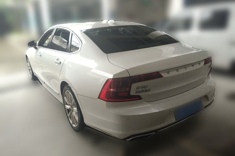 Used Volvo S90 2020 T5 Zhiyi Luxury Edition Rear Left 45 Deg