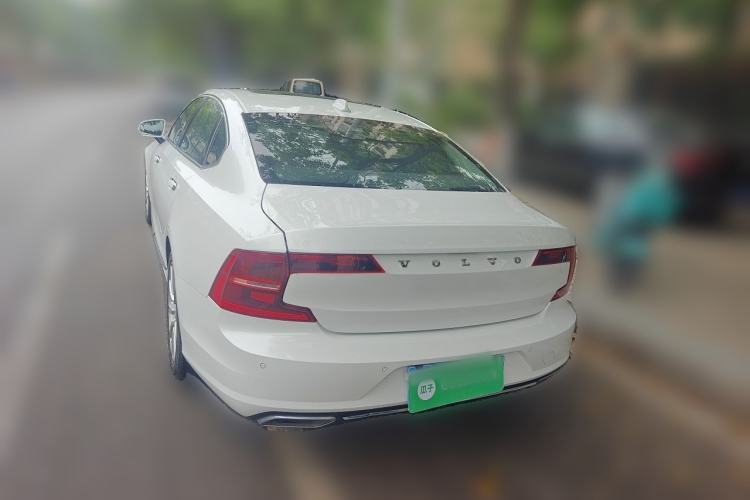 Used Volvo S90 2020 T5 Zhiyuan Luxury Edition Rear Left 45 Deg