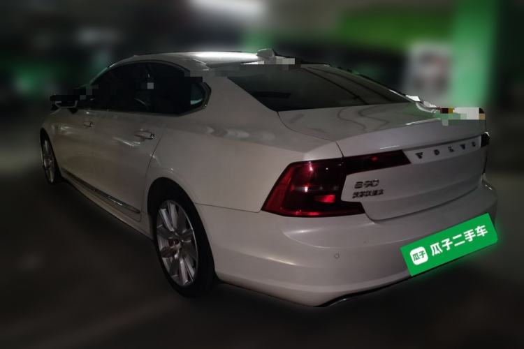 Used Volvo S90 2020 T5 Zhiyi Luxury Edition Rear Left 45 Deg