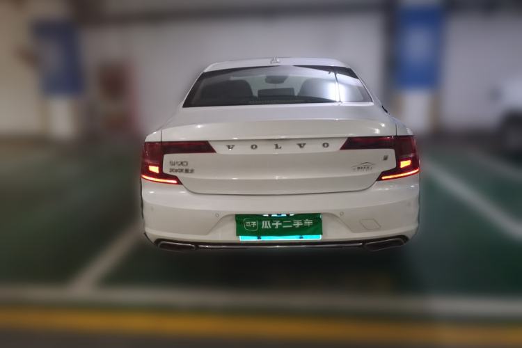 Used Volvo S90 2020 T4 SmartDrive Luxury Edition Rear