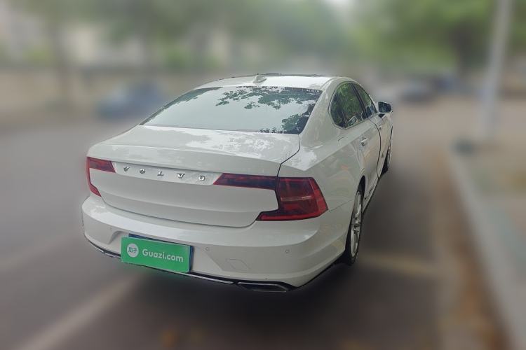 Used Volvo S90 2020 T5 Zhiyuan Luxury Edition Rear Right 45 Deg