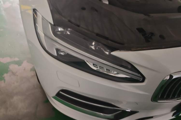 Used Volvo S90 2020 T5 Zhiyuan Luxury Edition Right Front Headlight