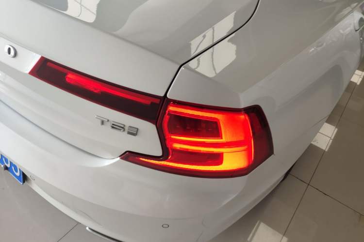 Used Volvo S90 2020 Facelifted T5 Zhiyi Luxury Edition Right Rear Taillight