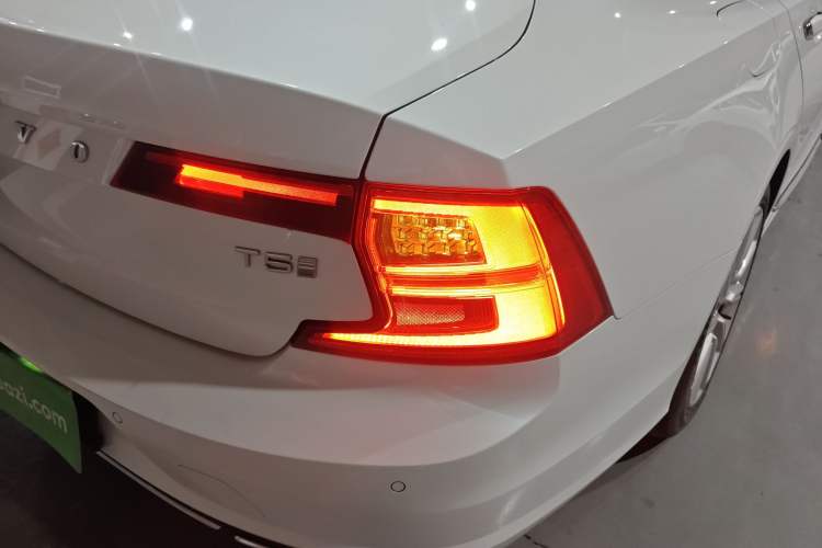 Used Volvo S90 2020 Facelift T5 Smart & Luxurious Edition Right Rear Taillight