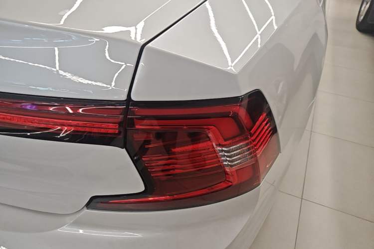 Used Volvo S90 2020 Facelifted T5 Zhiyi Luxury Edition Right Rear Taillight