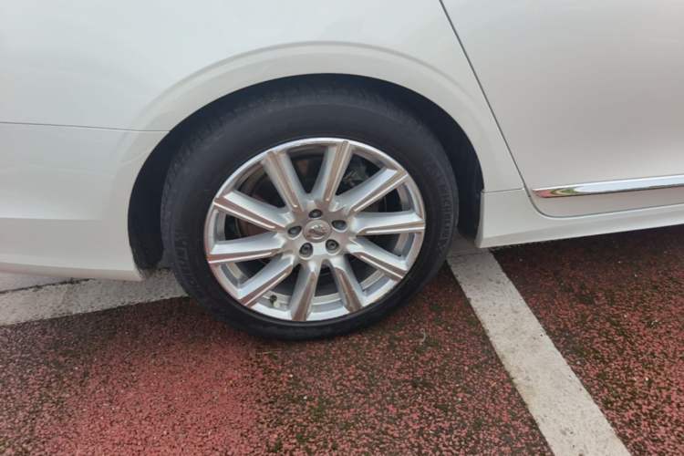 Used Volvo S90 2020 T5 Zhiyuan Luxury Edition Right Rear Wheel Hub