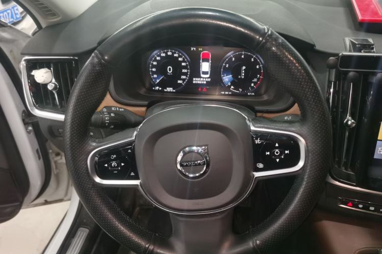 Used Volvo S90 2020 Facelifted T5 Zhiyi Luxury Edition Steering Wheel