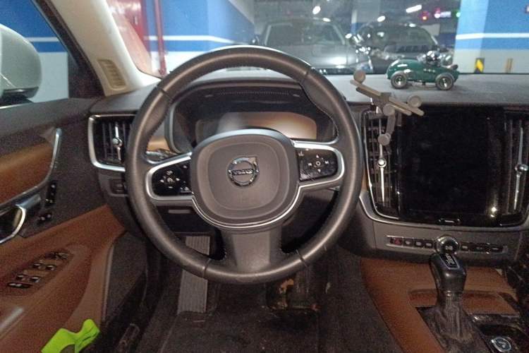 Used Volvo S90 2020 Facelifted T5 Zhiyi Luxury Edition Steering Wheel