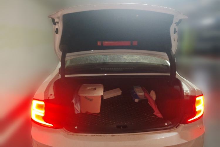 Used Volvo S90 2020 T5 Zhiyi Luxury Edition Trunk