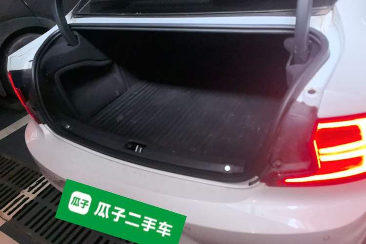 Used Volvo S90 2020 T5 Zhiyuan Luxury Edition Trunk