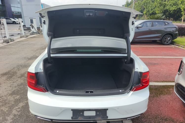 Used Volvo S90 2020 T5 Zhiyuan Luxury Edition Trunk