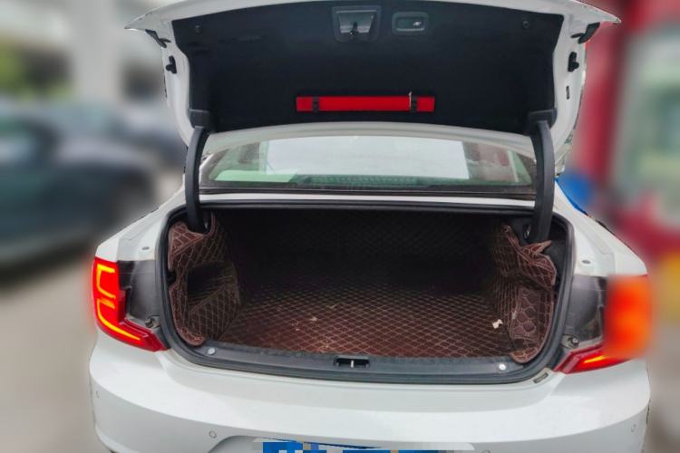 Used Volvo S90 2020 T5 Zhiyi Luxury Edition Trunk