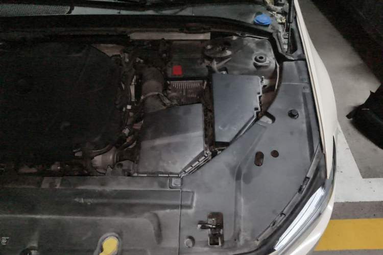 Used Volvo S90 2020 T5 Zhiyi Luxury Edition Engine Bay Left