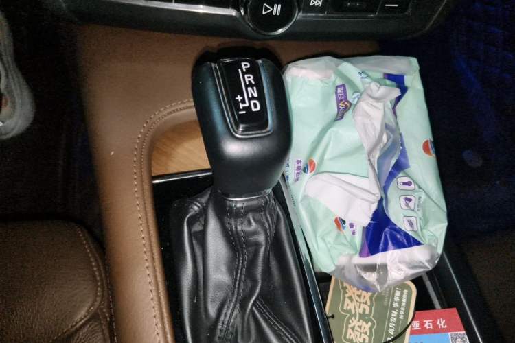 Used Volvo S90 2020 T5 Zhiyi Luxury Edition Gear Lever
