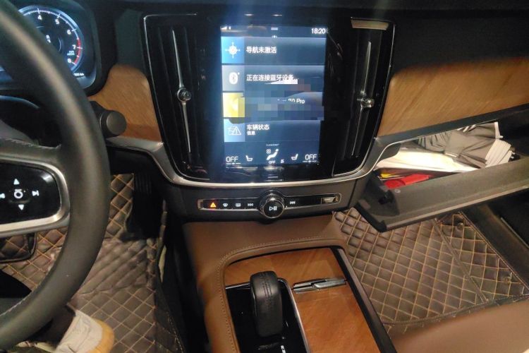 Used Volvo S90 2021 B5 Zhiyi Luxury Edition Audio And AC Panel