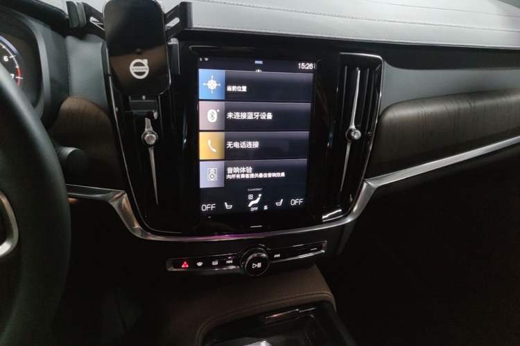 Used Volvo S90 2021 B5 Zhiyuan Luxury Edition Audio And AC Panel