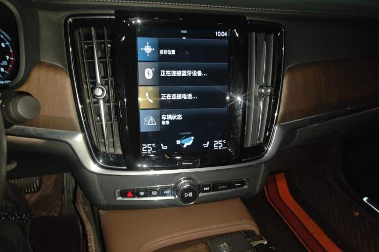 Used Volvo S90 2021 B5 Zhiyuan Luxury Edition Audio And AC Panel