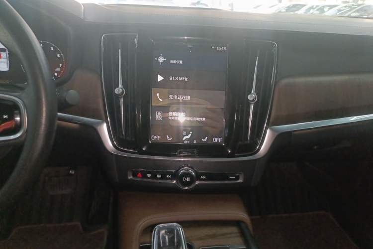 Used Volvo S90 2021 B5 Zhiyuan Luxury Edition Audio And AC Panel