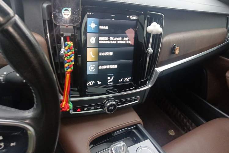 Used Volvo S90 2021 B5 Zhiyuan Luxury Edition Audio And AC Panel