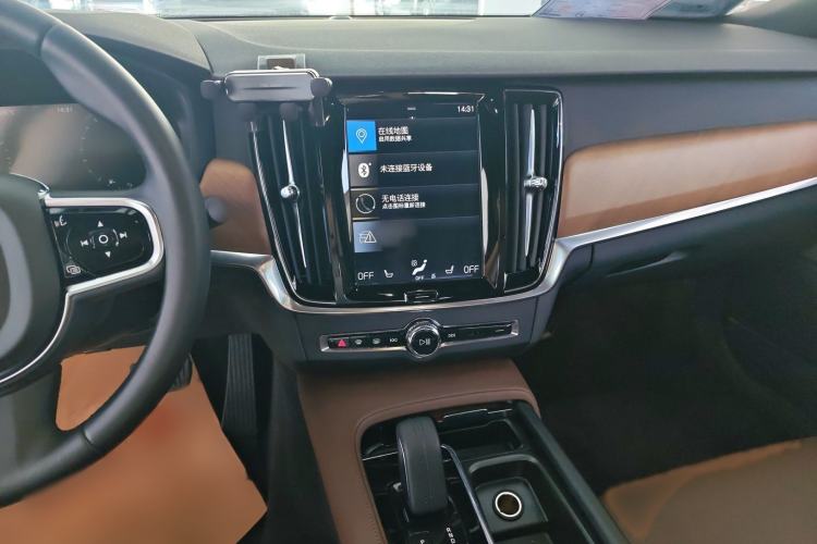 Used Volvo S90 2021 B5 Zhiyi Luxury Edition Audio And AC Panel