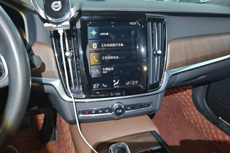 Used Volvo S90 2021 B5 Zhiyuan Luxury Edition Audio And AC Panel