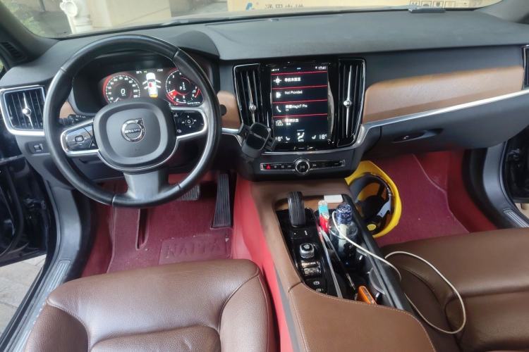 Used Volvo S90 2021 B5 Zhiyi Luxury Edition Center Console