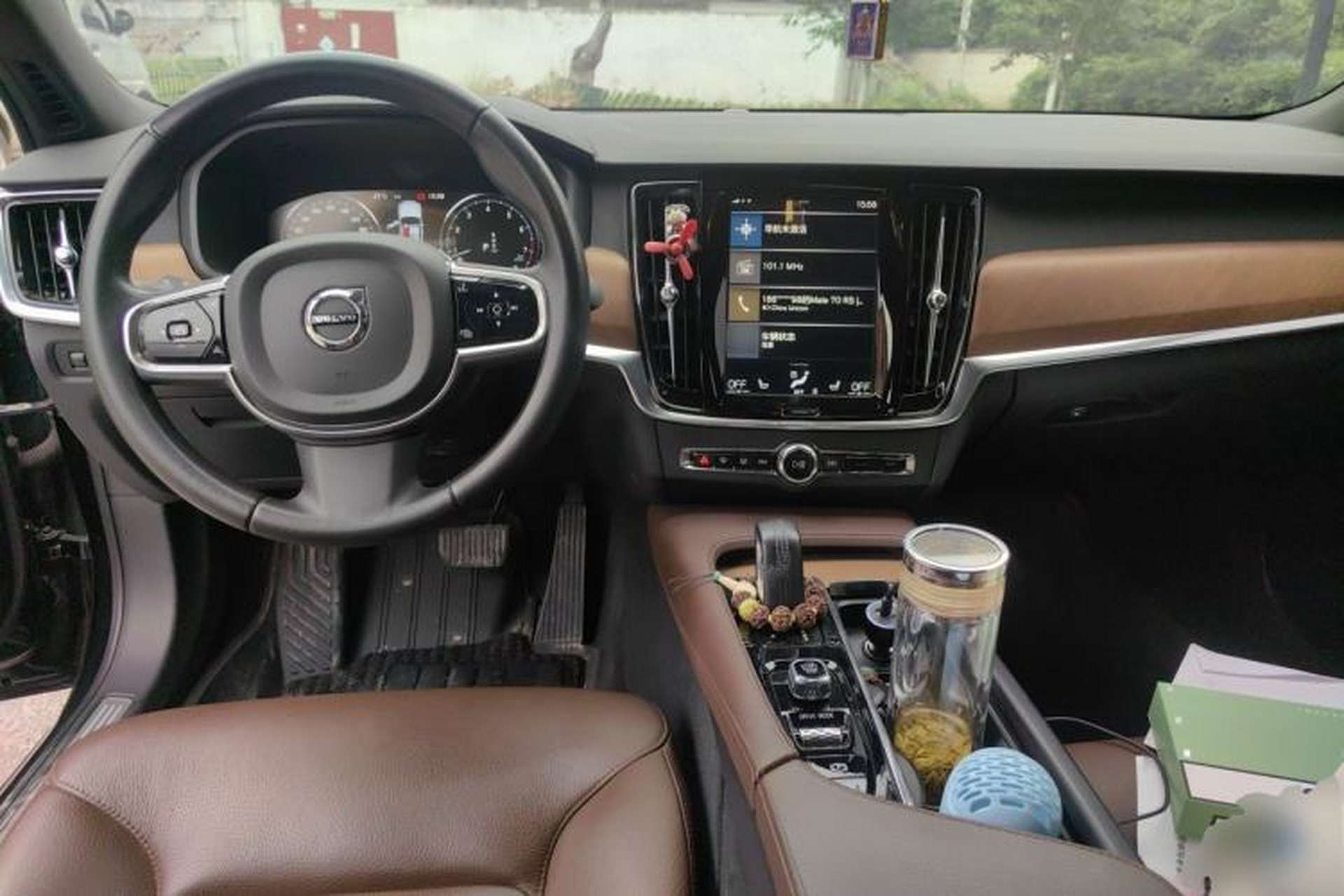 Used Volvo S90 2021 B5 Zhiyi Luxury Edition Center Console