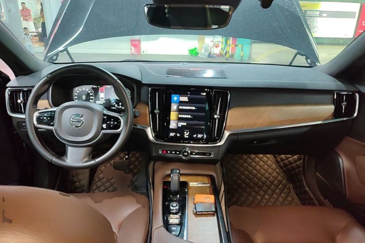Used Volvo S90 2021 B5 Zhiyi Luxury Edition Center Console