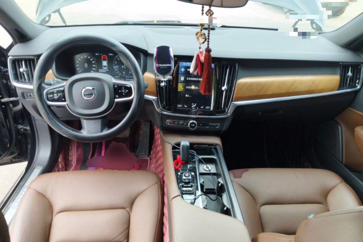 Used Volvo S90 2021 B5 Zhiyi Luxury Edition Center Console