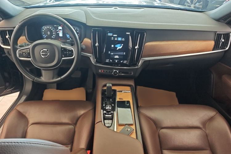 Used Volvo S90 2021 B5 Zhiyi Luxury Edition Center Console