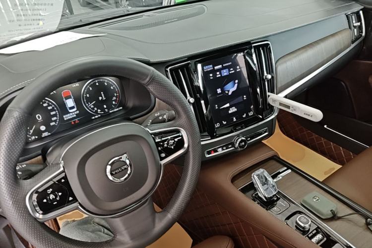 Used Volvo S90 2021 B5 Zhiyuan Luxury Edition Center Console